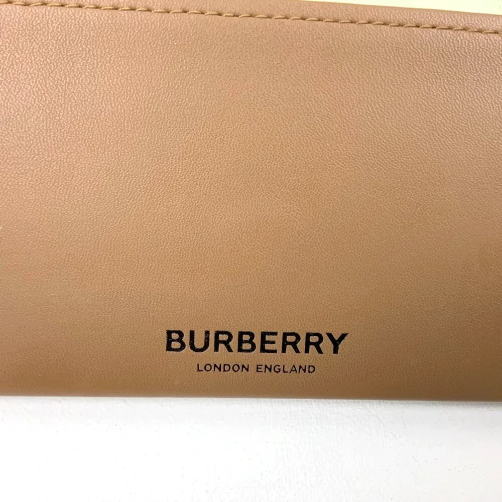 Burberry Camel Brown Sunglass Case Magnetic Closure - Picture 15 of 16